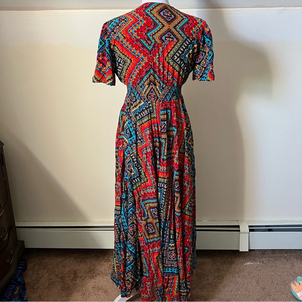 Unknown Brand Red Aztec Print Button Front Short Sleeve Maxi Dress size Small - Picture 6 of 10